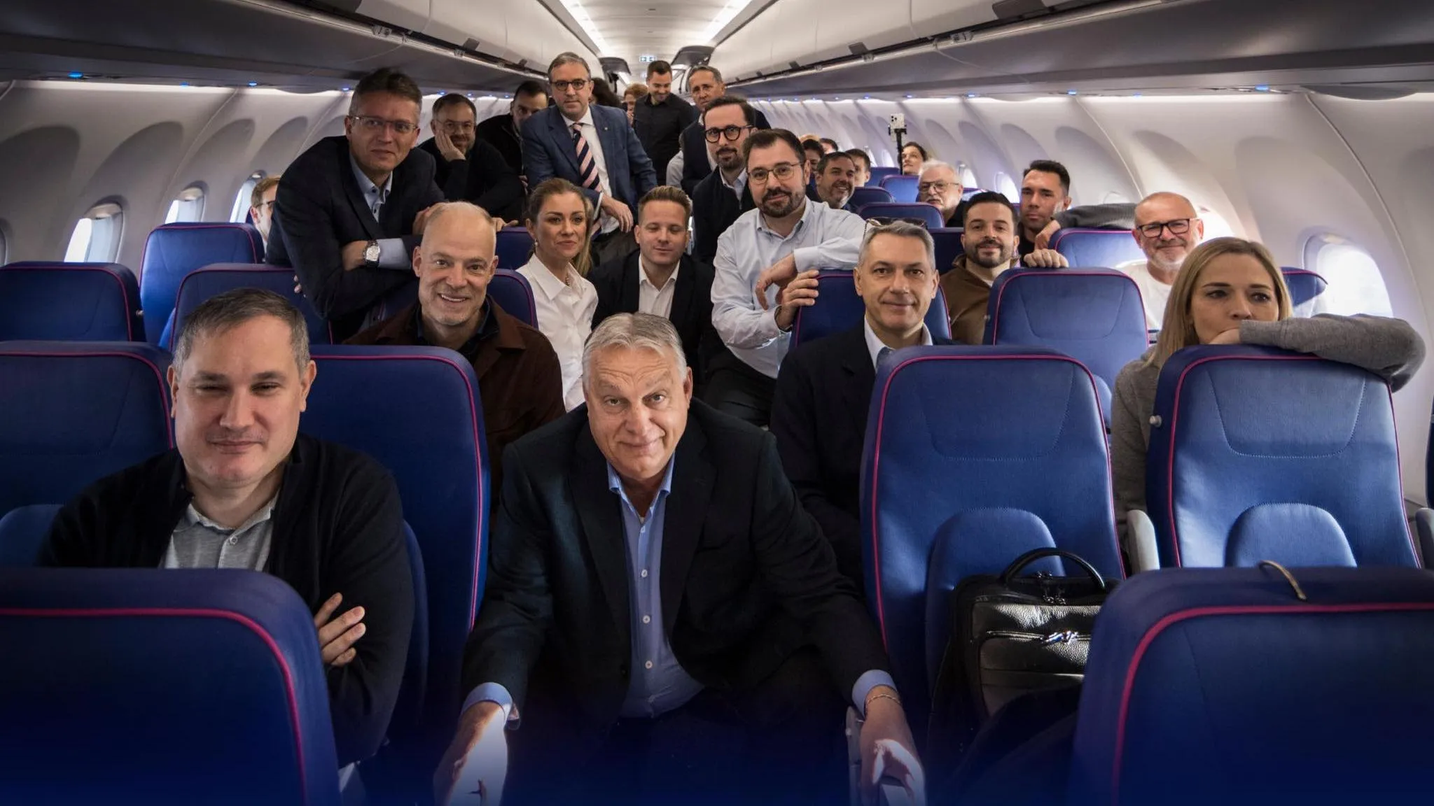 A tiszások abban reménykednek, hogy lezuhan Orbán Viktor repülőgépe