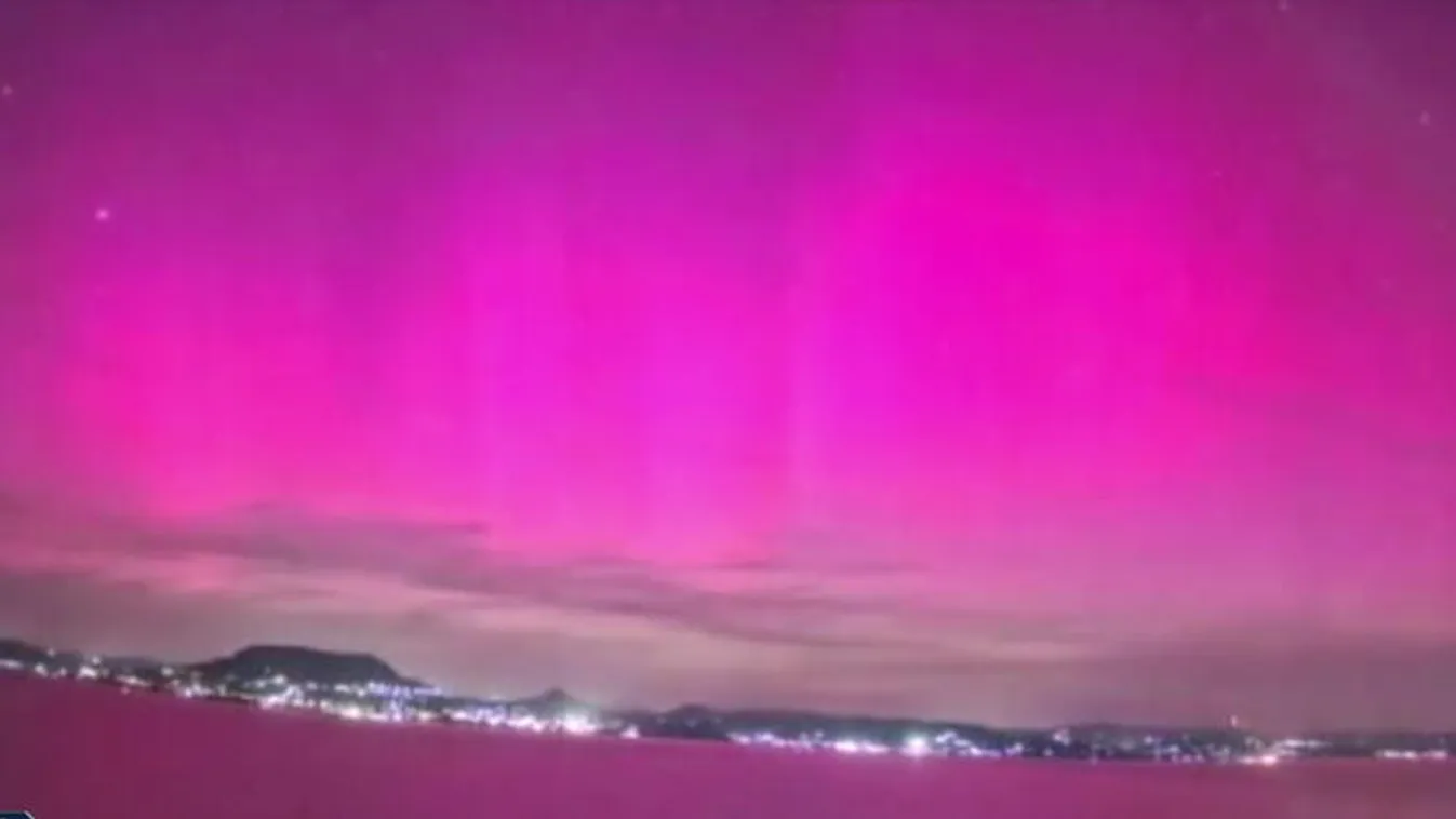 Órákon át ragyogott a sarki fény