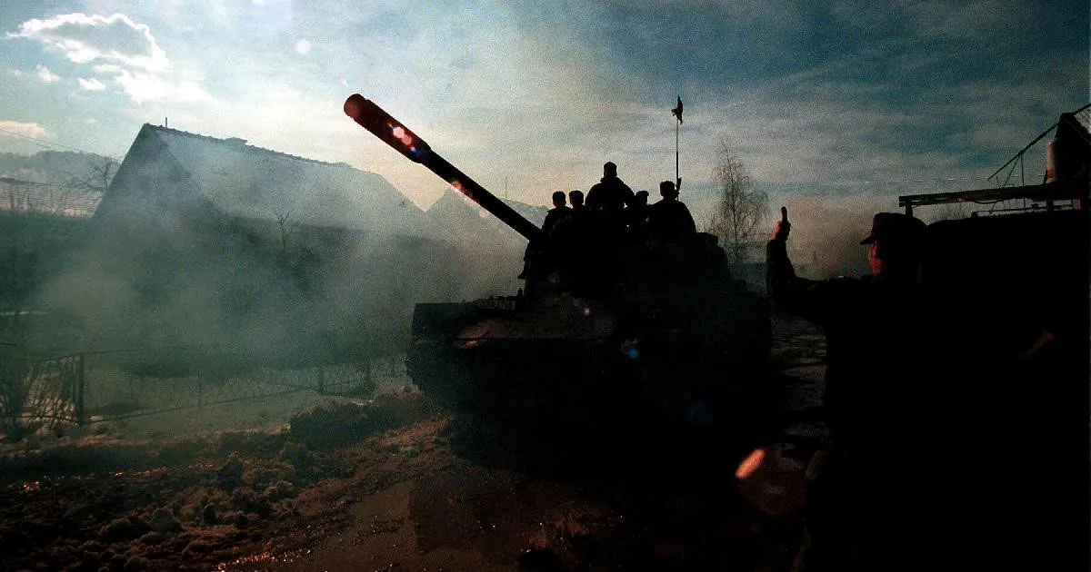 Már a brit védelmi miniszter is a háború borzalmaira készítené fel Európát