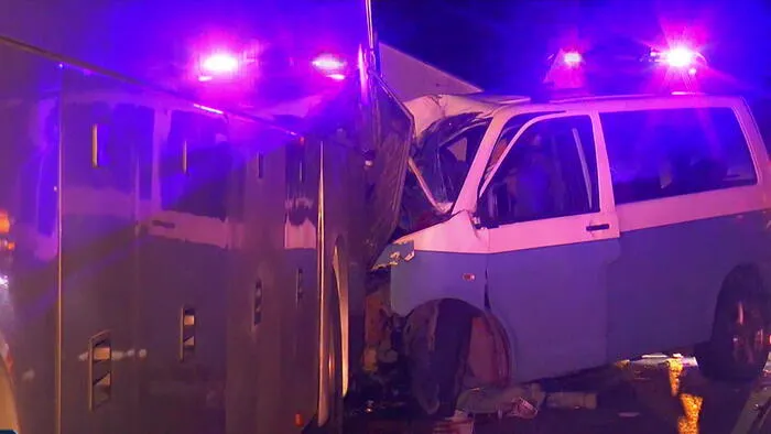 Ketten haltak meg az M43-ason, szörnyű részletek derültek ki