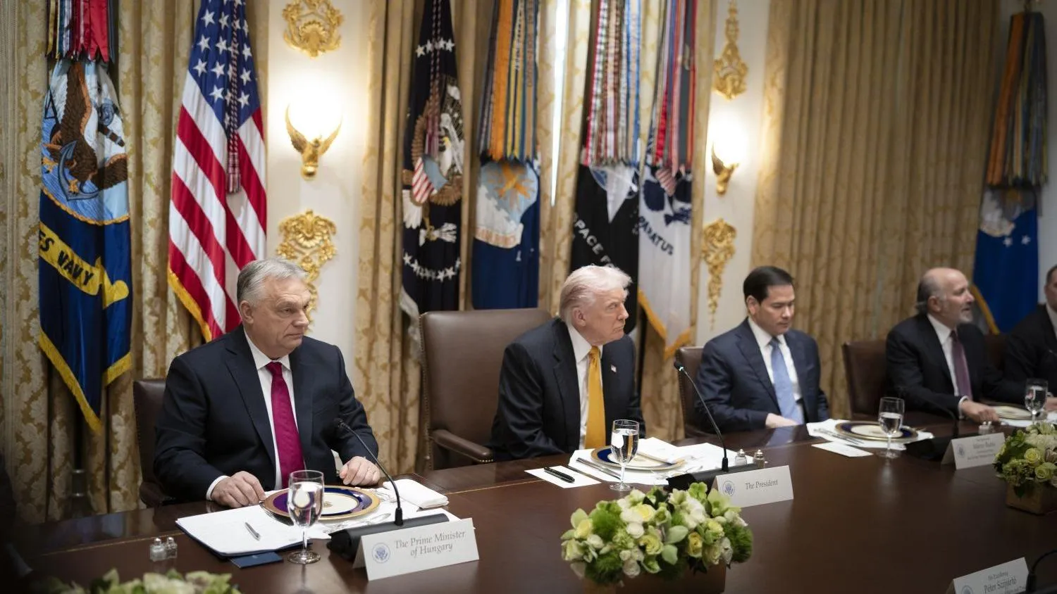 Donald Trump: Orbán Viktort támogatom, nem ismerem az ellenfelét