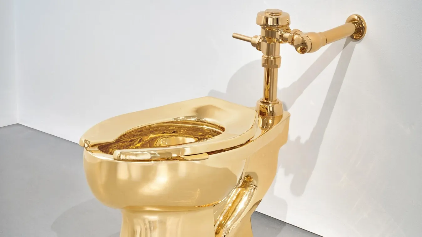 4 milliárd forintért kelt el Maurizio Cattelan színarany vécéje New Yorkban
