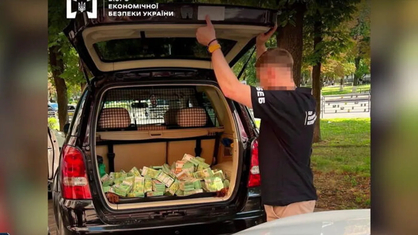 Zelenszkijig ér a korrupciós botrány