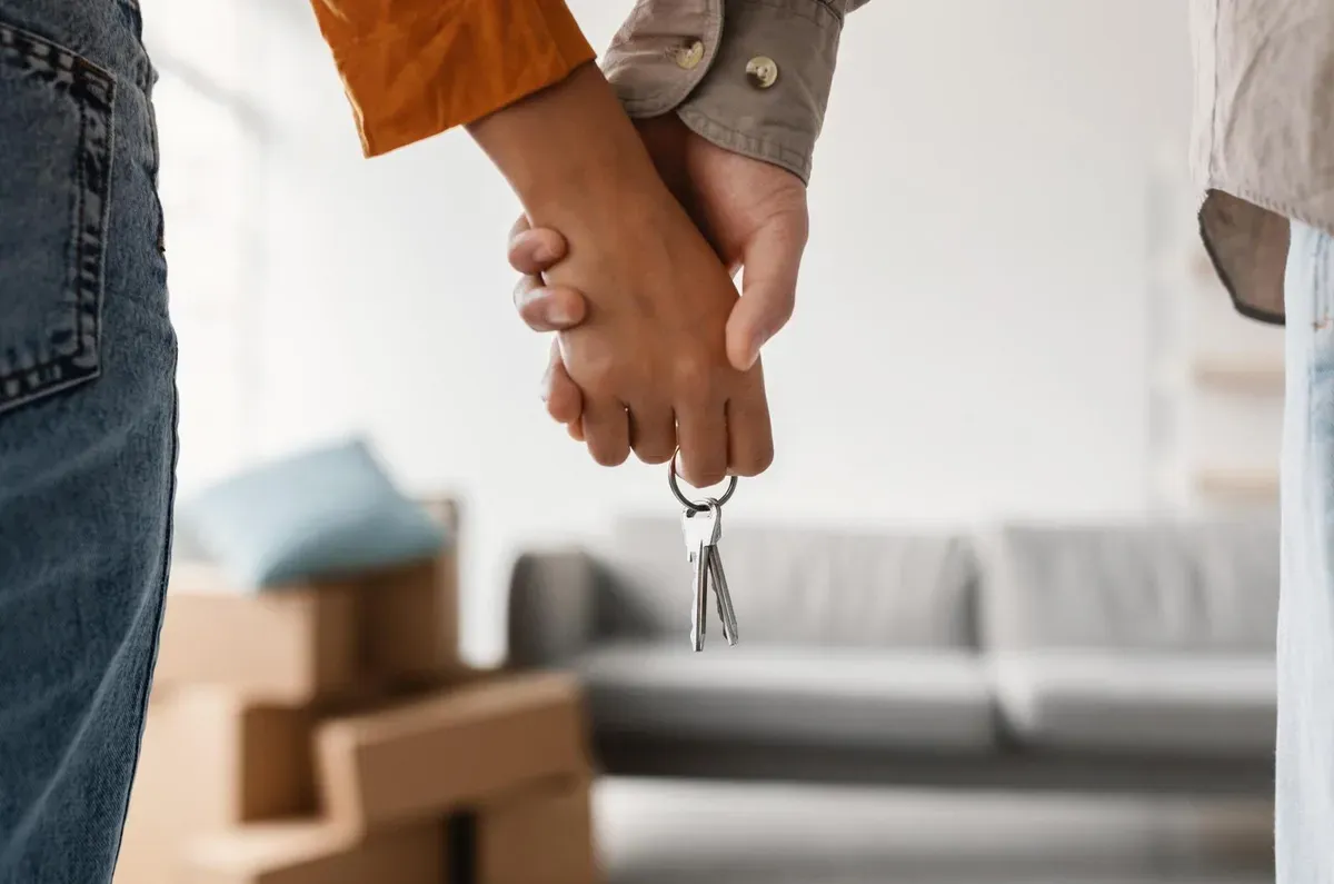 Nem hiába várták a fiatalok az első lakáshozjutás lehetőségét, a kormány segített rajtuk