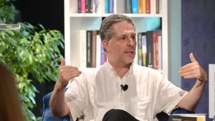 Schiffer András: le kell tennie a hivatalát annak a bírónak, aki letöltötte a Tisza applikációját