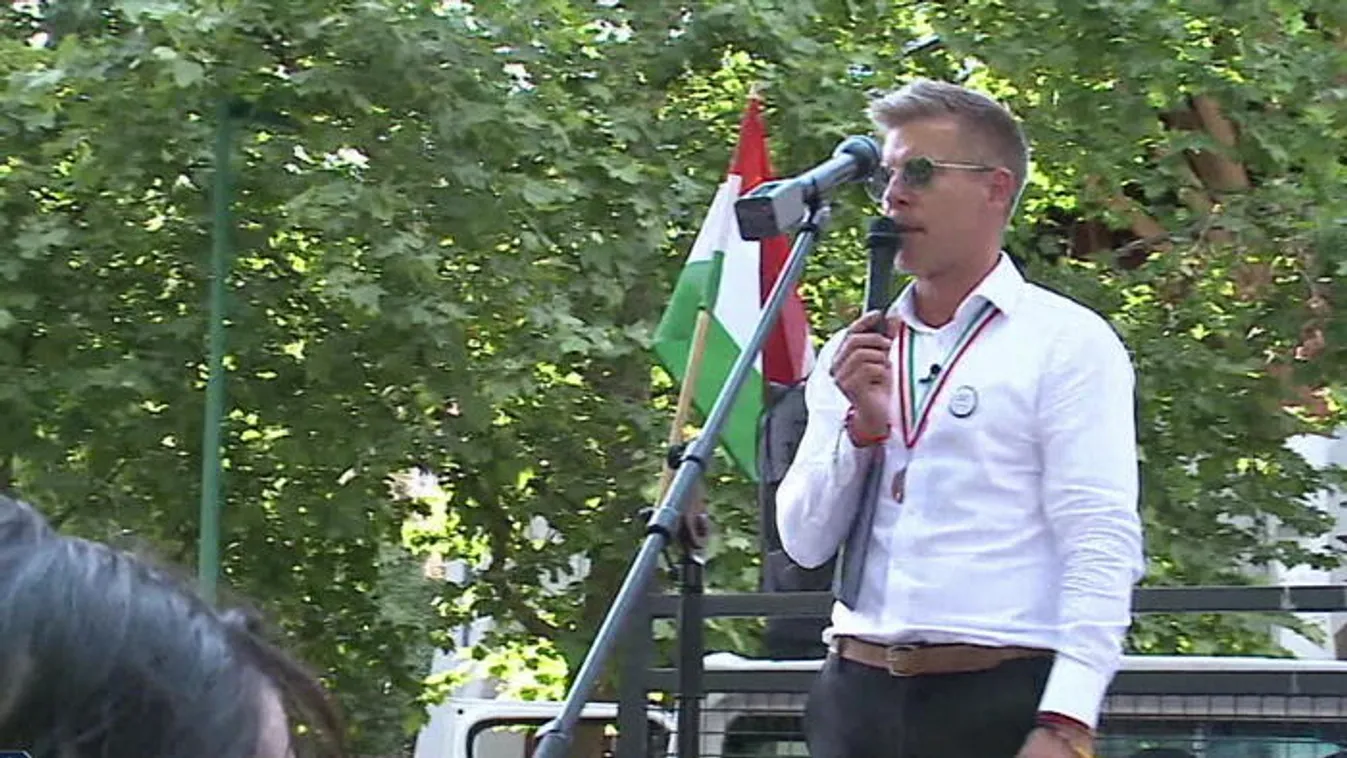 Egyre kisebb helyszíneket választ Magyar