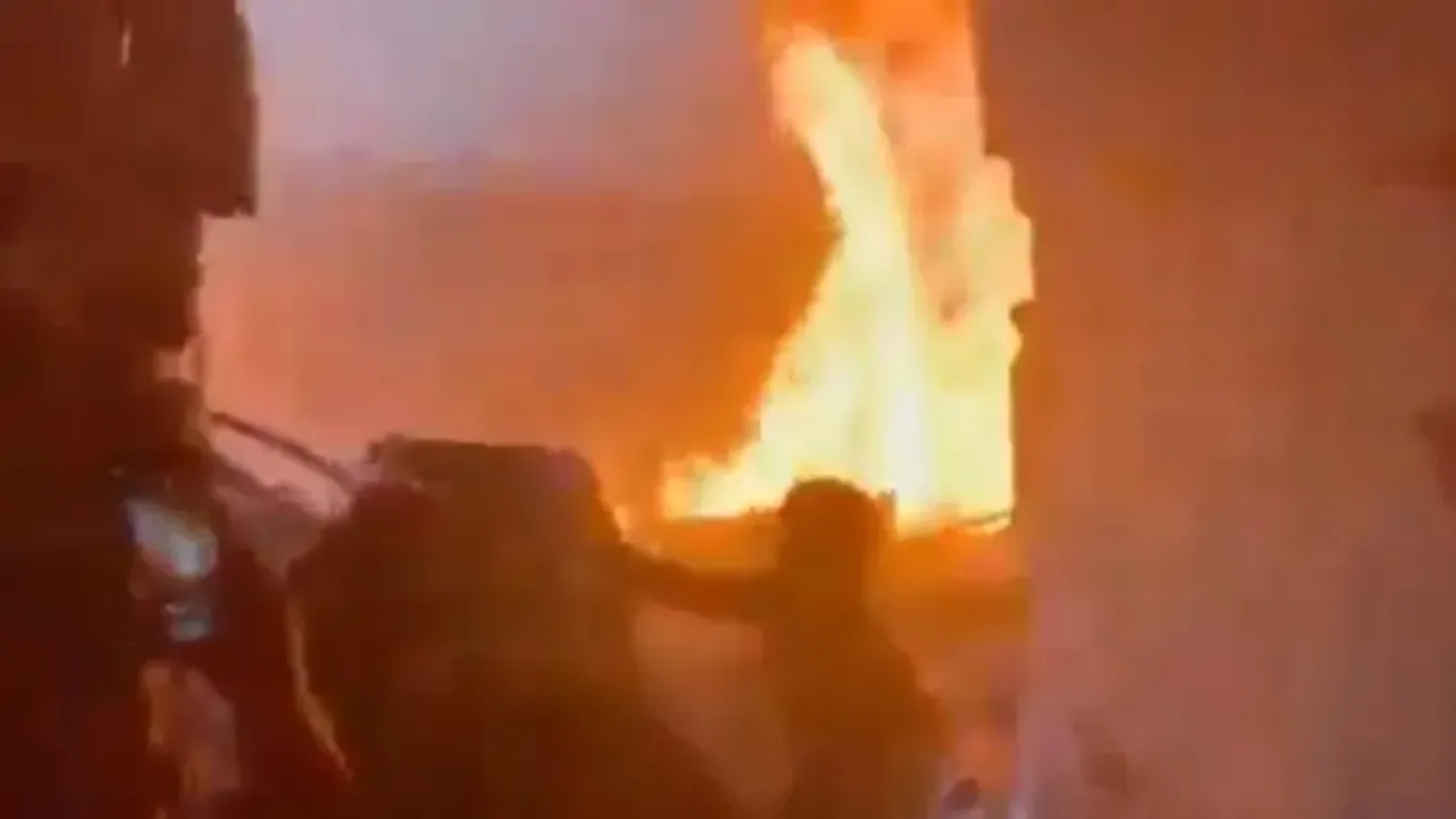 Többen meghaltak egy pakisztáni ragasztógyárban történt robbanás miatt