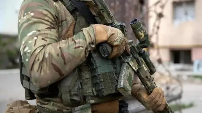 A magyarok nemet mondanak a sorkatonaságra