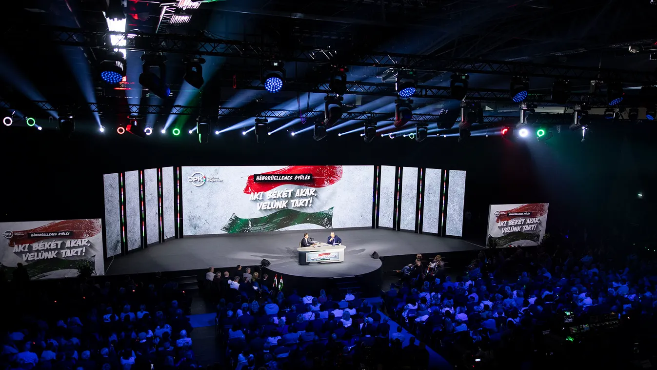 Orbán Viktor: először adtak pénzt, adtak fegyvert, és most már előkerült, hogy ha nagyon muszáj, akkor katonát is