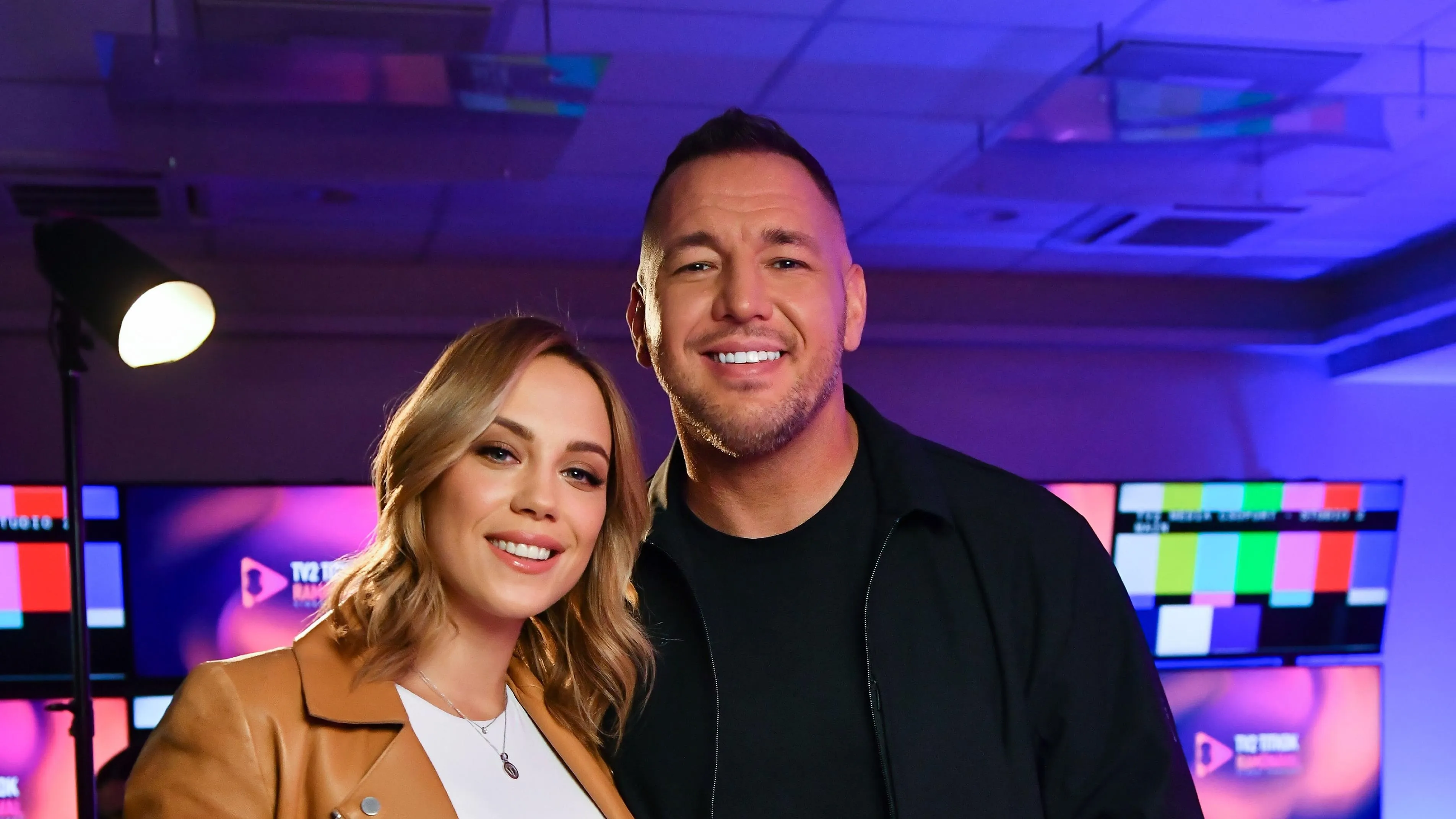 Hoppá! Nem hiszi el, hol fog feltűnni Curtis és Müller Péter!