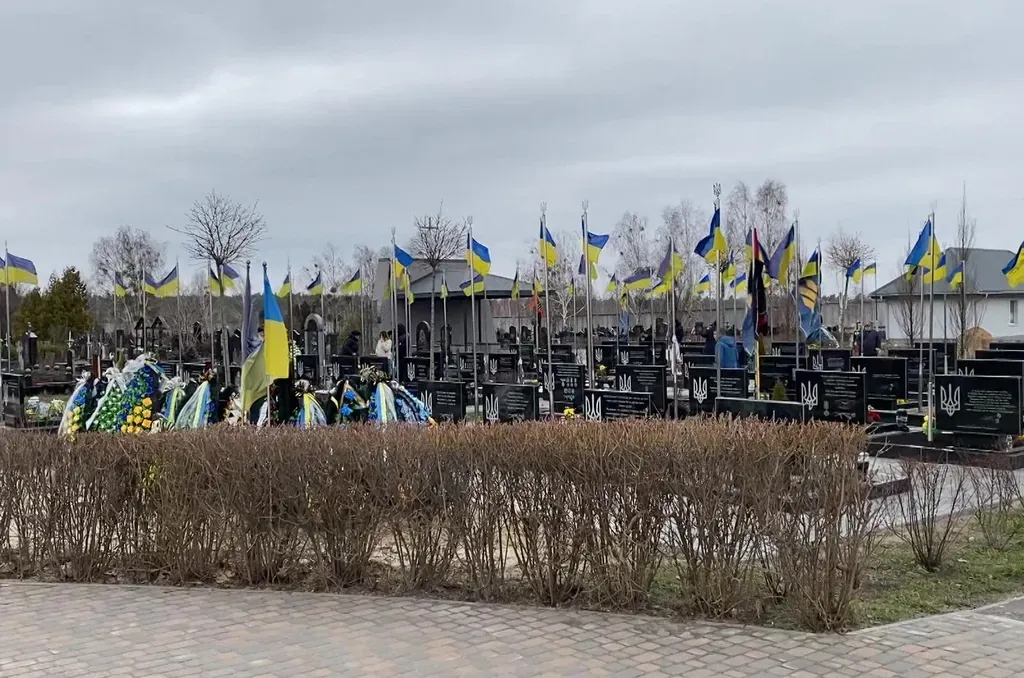 Ha tovább tart a háború és nem lesz rövidesen béke, a temetők megtelnek a katonák sírjaival
