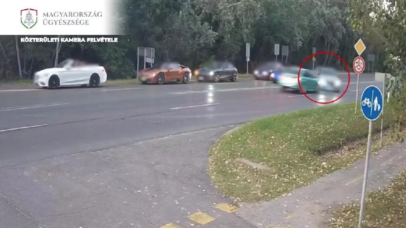 Sokkoló felvétel: Frontálisan ütközött két autó a 7-es főúton