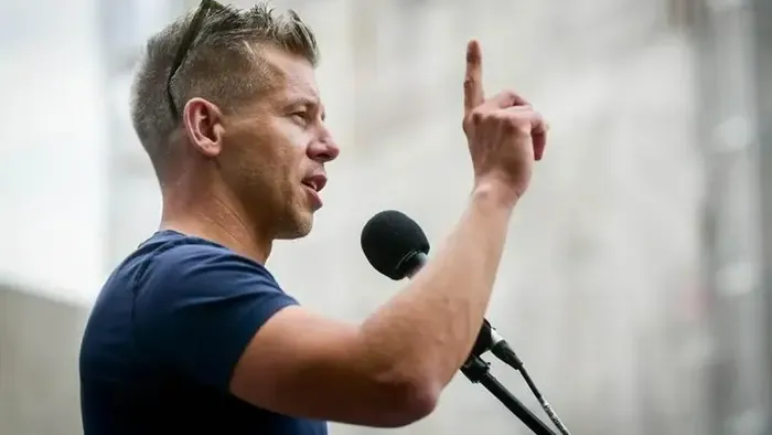 Bukott SZDSZ-es politikus lányát is indítja Magyar Péter a keszthelyi választókerületben