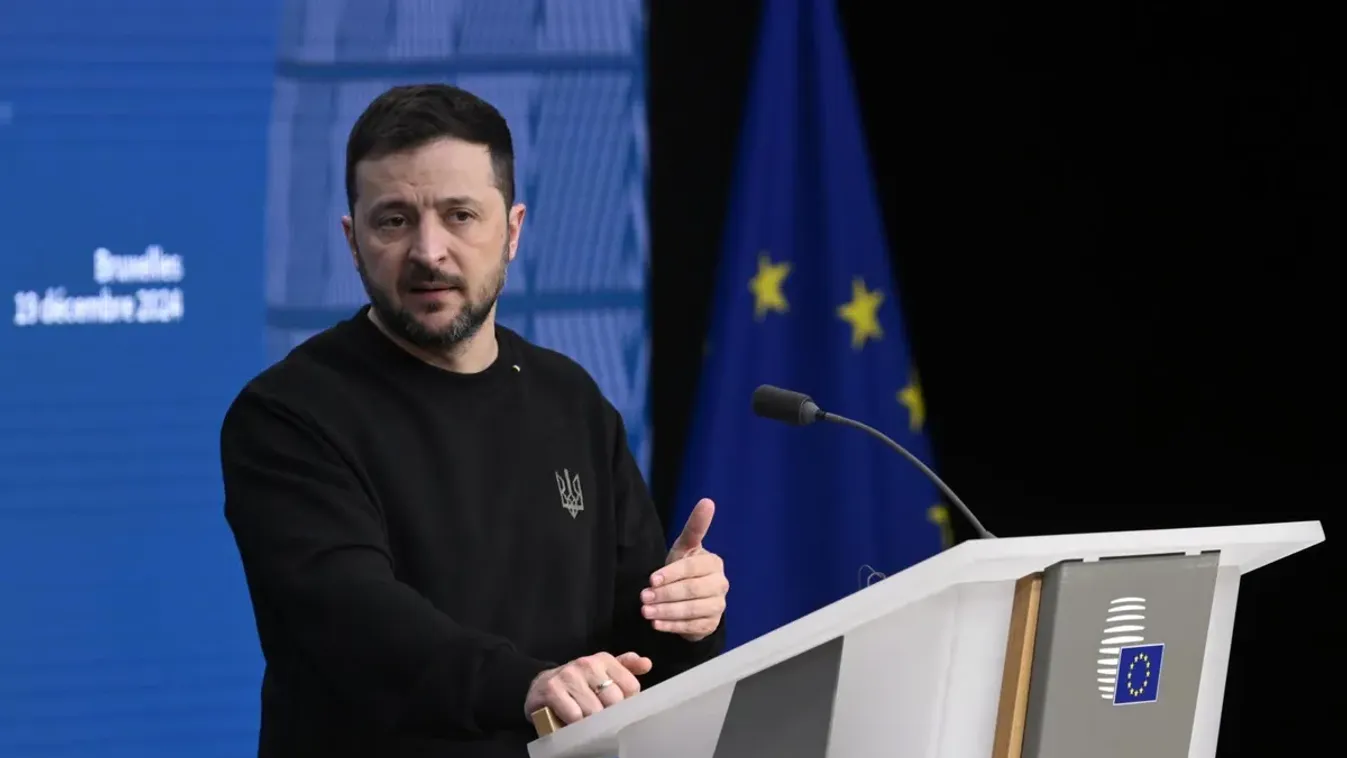 Volodimir Zelenszkij ukrán elnök az EU-tagországok állam- és kormányfőinek brüsszeli csúcstalálkozóján tartott sajtótájékoztatón 2024. december 19-én.
