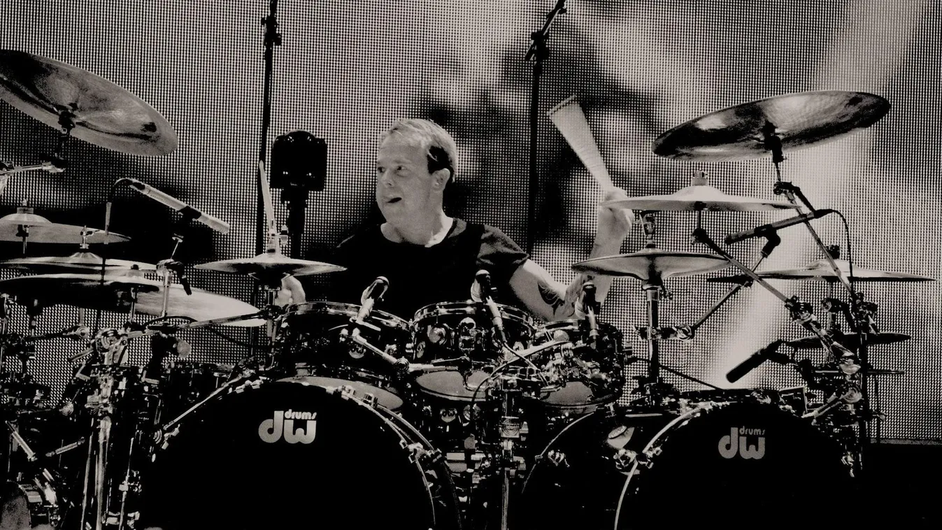 Nem akárki lesz a meglepetés vendég a 101 Hang - Depeche Mode Special Tribute produkcióban