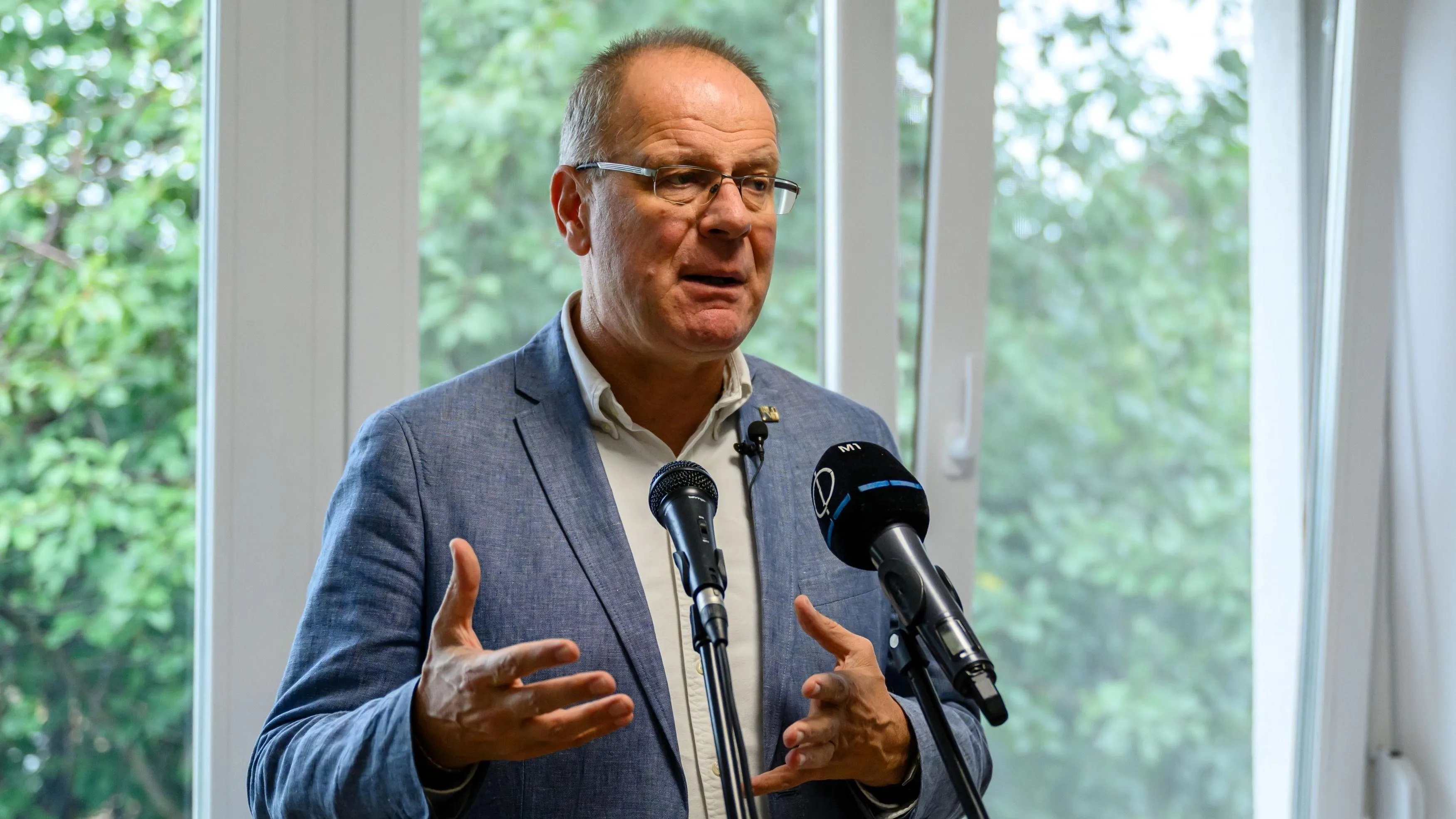 Navracsics Tibor: a kormány 3,5 milliárd forinttal segít hét városnak