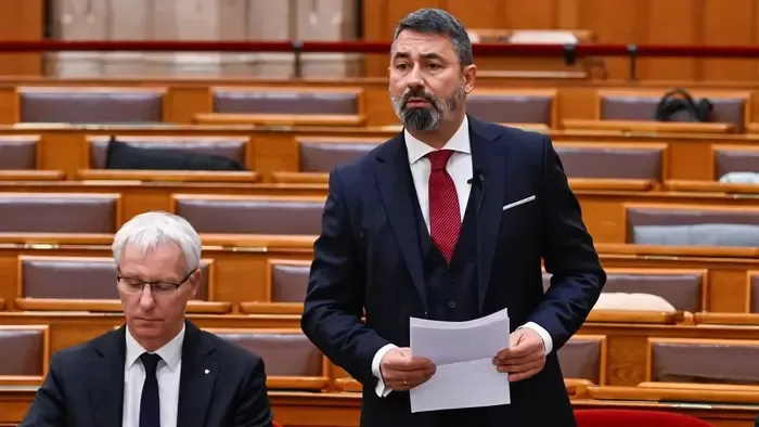 Hidvéghi Balázs: a kormány otthontámogatást ad a közszolgálatban dolgozóknak