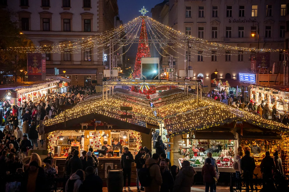 A Karácsony forgalma idén nagyobb lehet a kiskereskedők nagy örömére