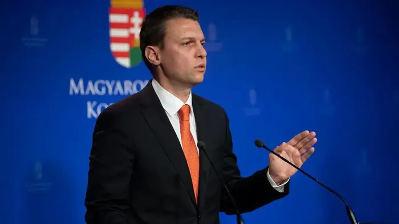 Menczer Tamás: legyen a fiatalok lázadása az, hogy megvédik a hazájukat