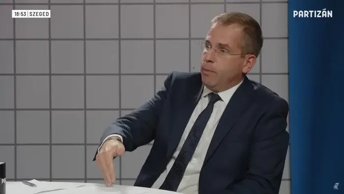 Tisza-szakértő: A 14. havi nyugdíj elvételével csak májusban kellene előjönni