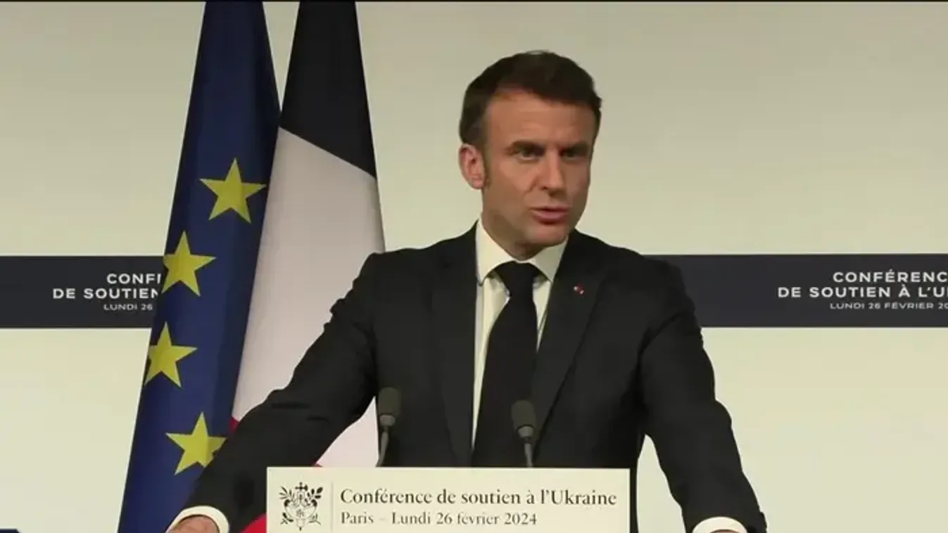 Vezérkari főnöke után Macron is háborúra készül