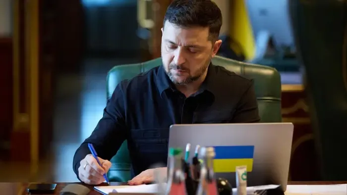 Zelenszkijig vezetnek az ukrán energetikai botrány szálai