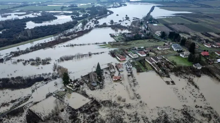 Ennyi volt: lezárták az utakat Észak-Magyarország területein