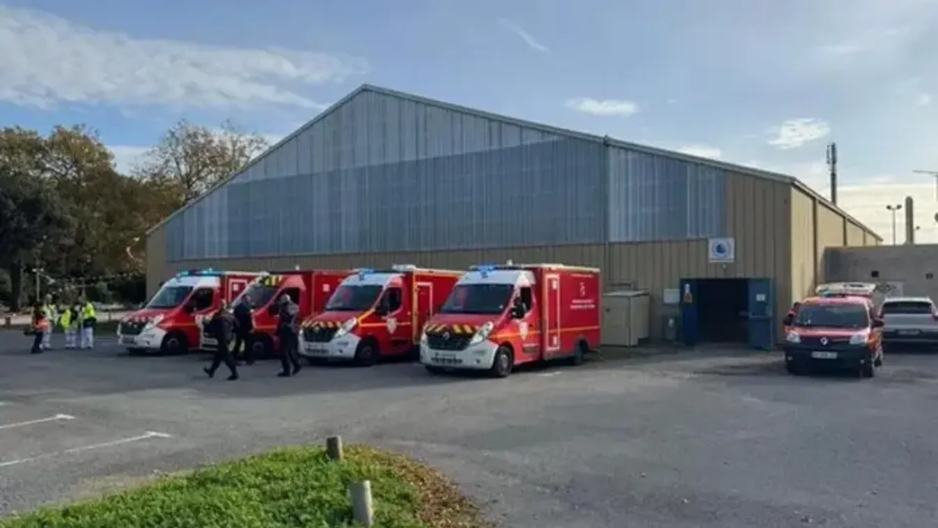 Emberek közé hajtott egy autós Franciaországban, többen megsérültek