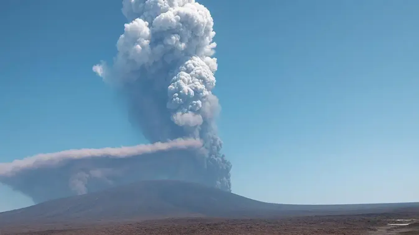 Afrika közel 12 ezer éve alvó tűzhányója ébredt fel: 14 kilométer magas hamuoszlop lepte el az eget