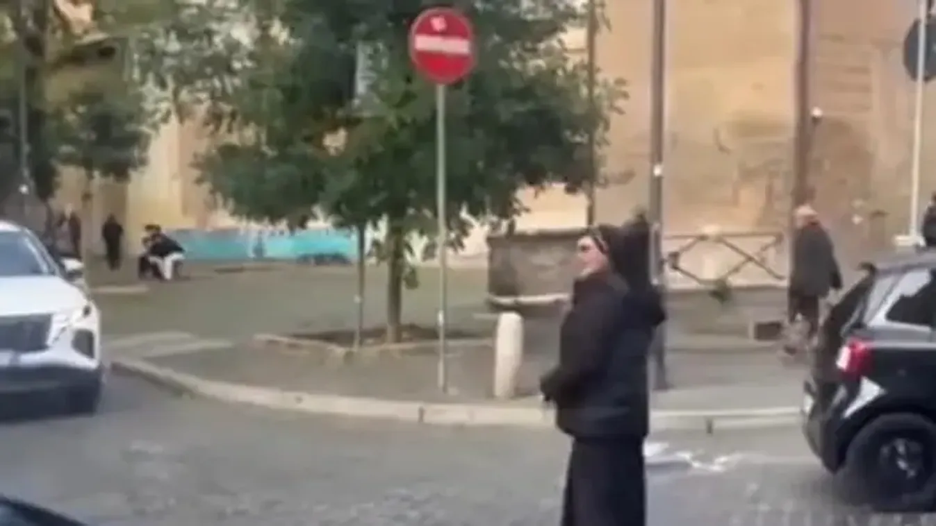 Ilyet még nem láttunk: forgalomirányítónak állt egy belevaló apáca a római dugóban