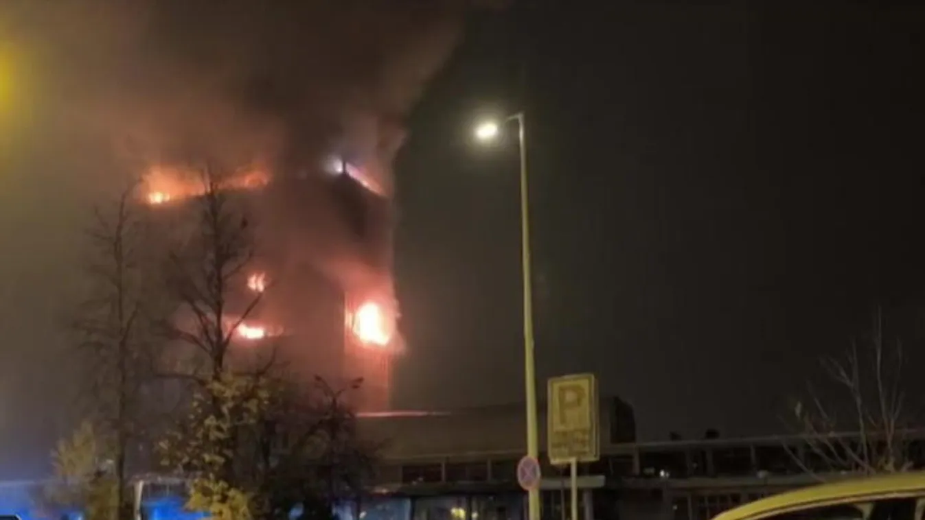 Óriási lángokkal égett a Csokoládétorony