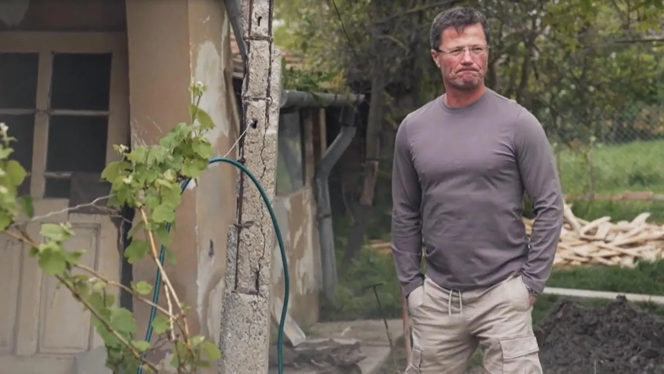 Életveszély - Beszakadt a háztető miközben Stohl András interjút adott