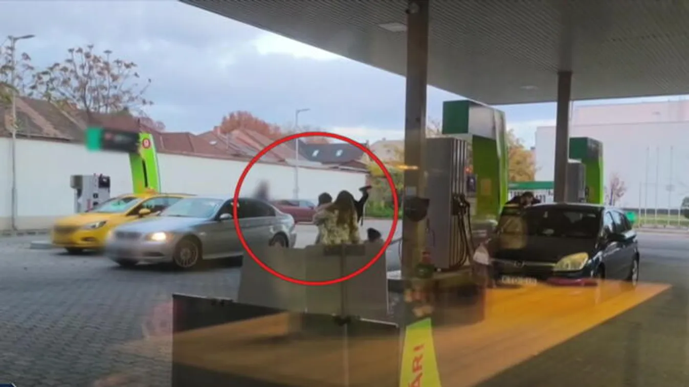 Őrjöngő anyós támadt egy benzinkúton