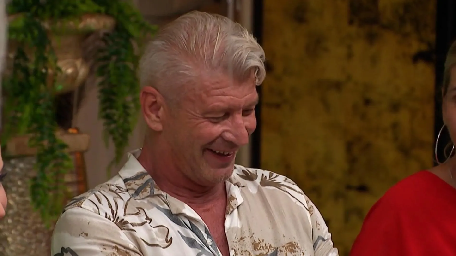 „El tudtam volna képzelni magam mellé” – Sanya kimondta, ki tetszik neki