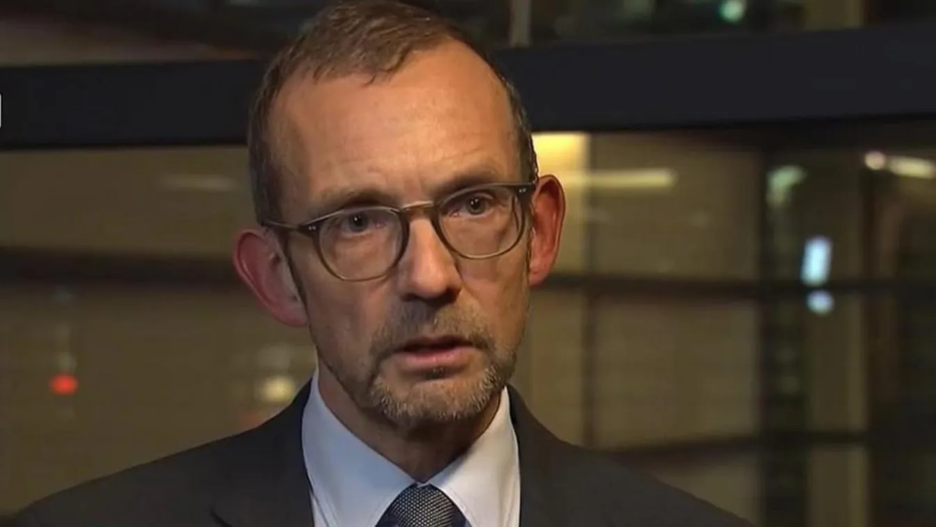 A német politikus kínos helyzetbe került, amikor Orbánt kritizálta