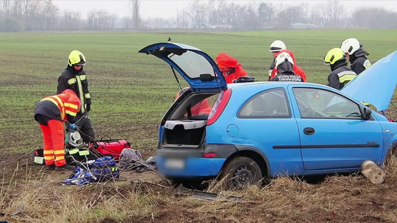 Lesodródott az útról, meghalt a sofőr