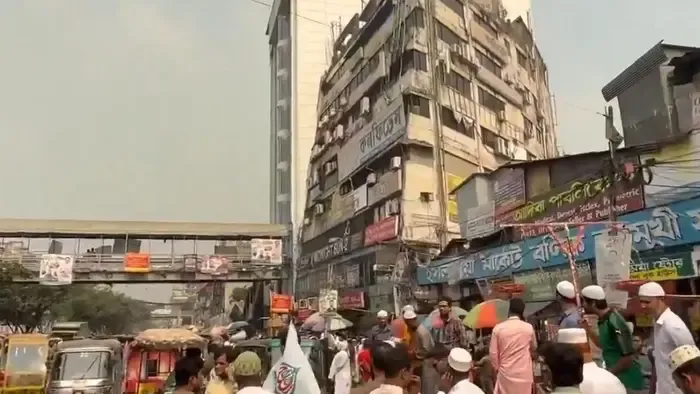 Földrengés rázta meg Banglades középső részét, vannak áldozatok