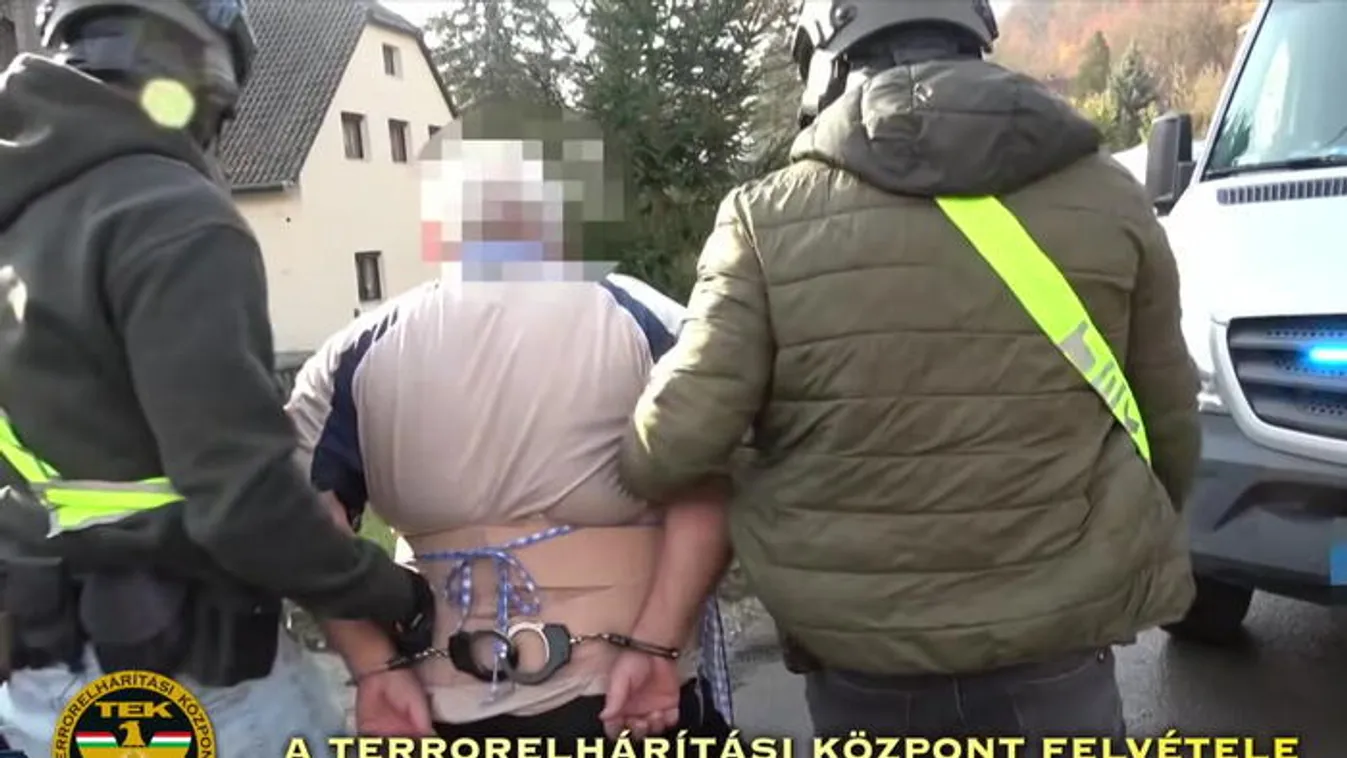 Féltékenységből akarta felrobbantani