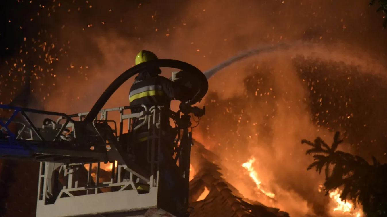 Tűzvészben meghaltak ketten Kecskeméten