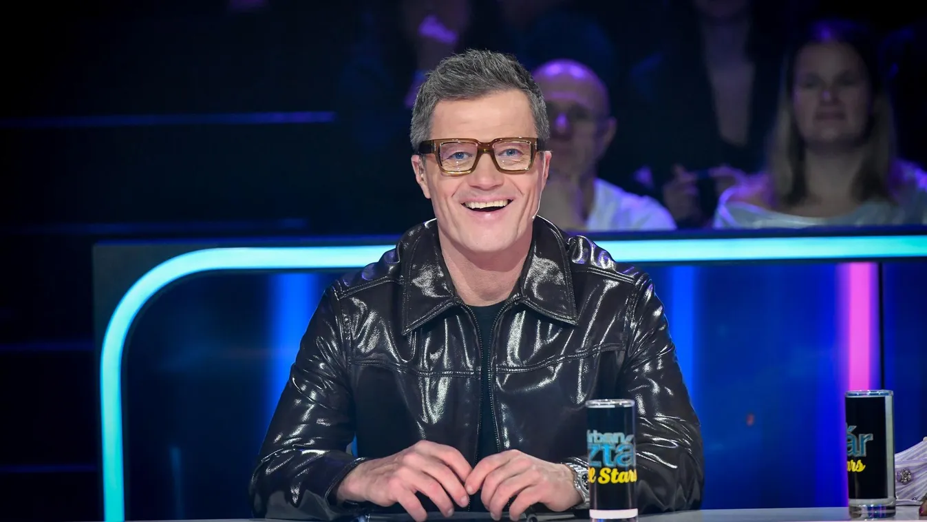 Stohl Andrást kézenfogva sétálva kapták lencsevégre