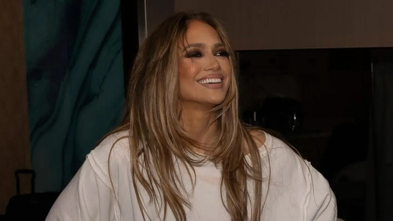 56 évesen is ultraszexi szettben Jennifer Lopez, újra bizonyította, a kor neki csak egy szám