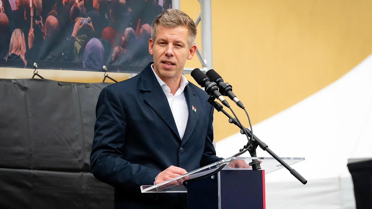 Kár tagadnia Magyar Péternek és pártjának, a baloldali érzelmű bankár igazolta a Tisza csomag valódiságát