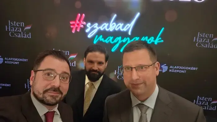 A Tisza megszüntetné a multik adóit, a számlát a magyarokkal fizettetnék meg