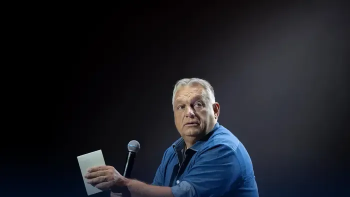 Csiszár Jenő kérdezi majd Orbán Viktort Kecskeméten
