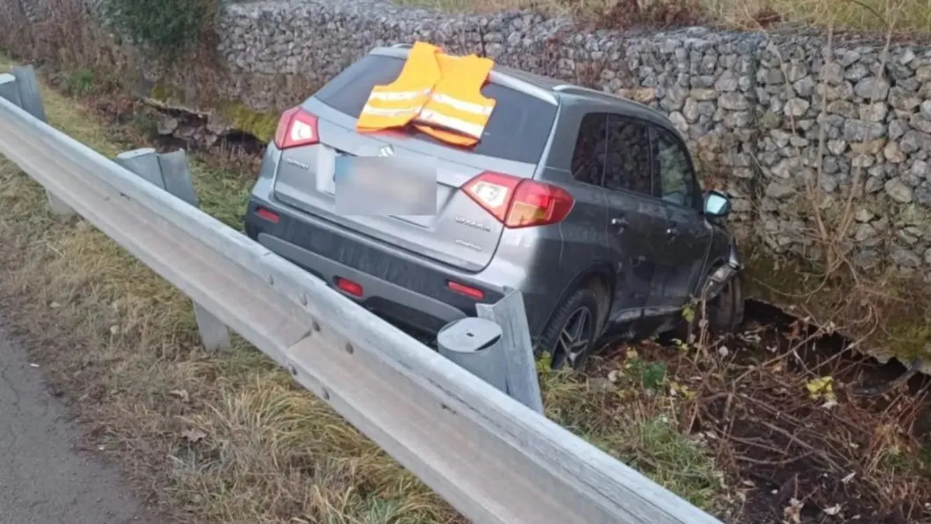 Döbbenetes részletek: Nem akárki vezette a pénteken balesetet szenvedett crossovert