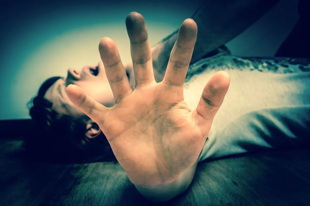 Man,Tries,To,Strangle,Woman,On,The,Floor,-,Domestic