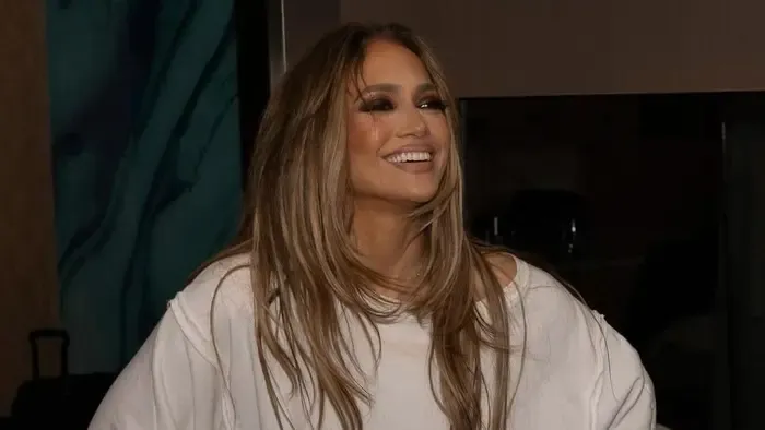 56 évesen is ultraszexi szettben Jennifer Lopez, újra bizonyította, a kor neki csak egy szám