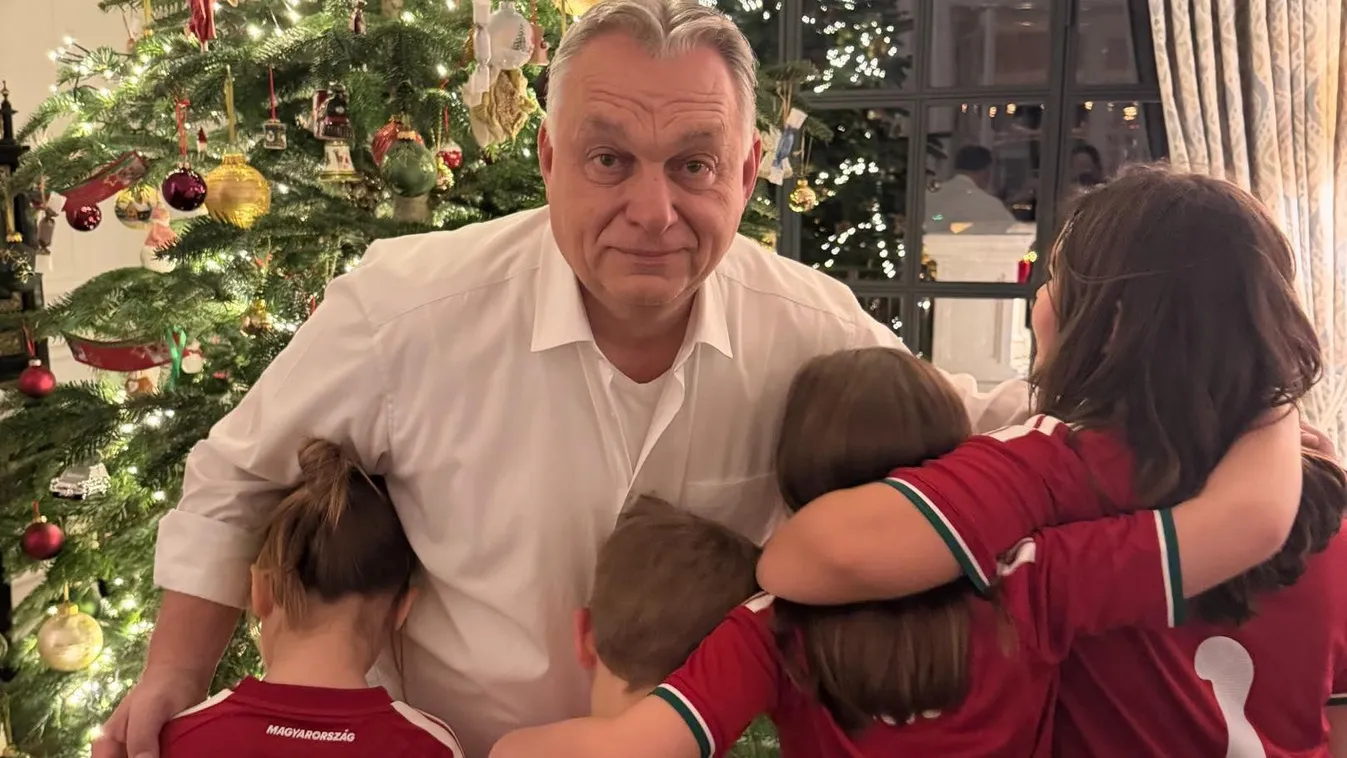 Orbán Viktor imádja az unokáit