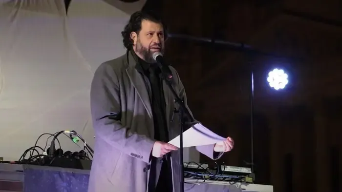 Puzsérék a szabad drogozást követelték a Kossuth téren