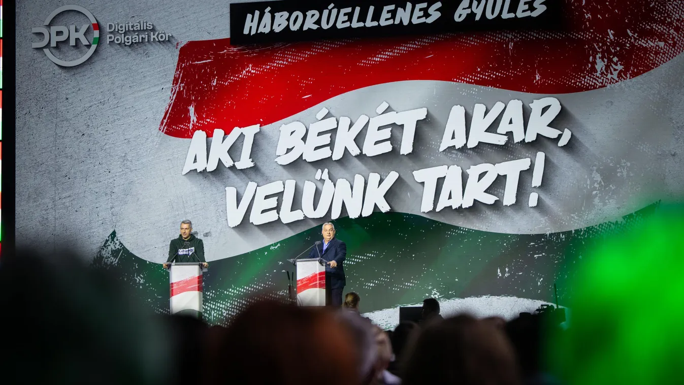 Orbán Viktor és Lázár János a Szegeden tartott Lázárinfón